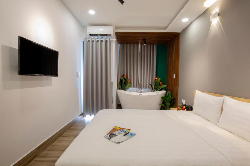 Lá Hotel Thanh Đa